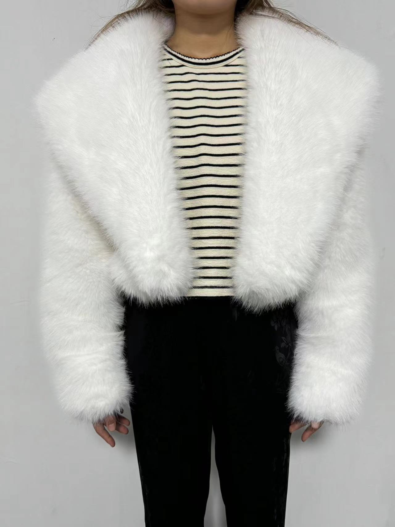 Women's Fur Long Sleeve Coat
