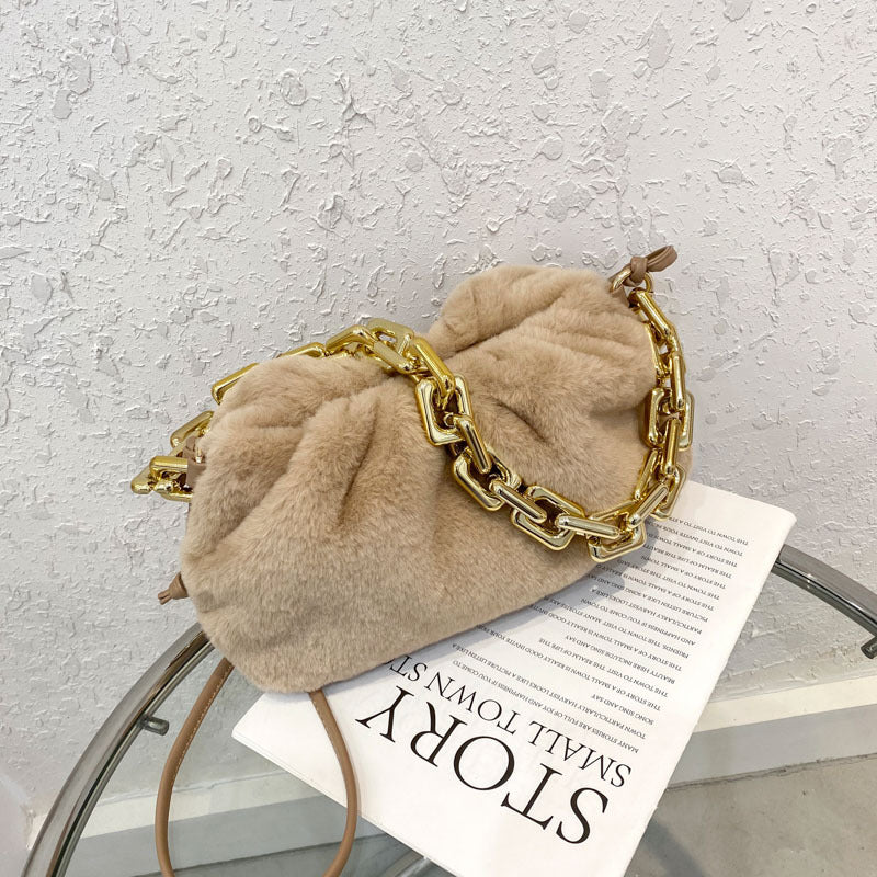 Furry One-Shoulder Diagonal Chain Bag
