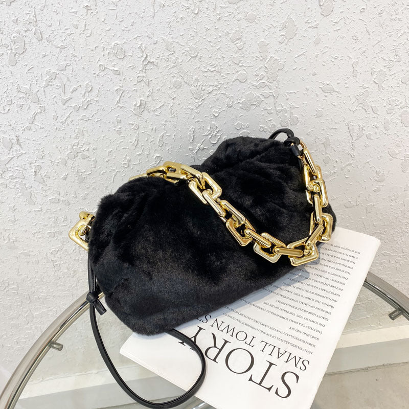 Furry One-Shoulder Diagonal Chain Bag