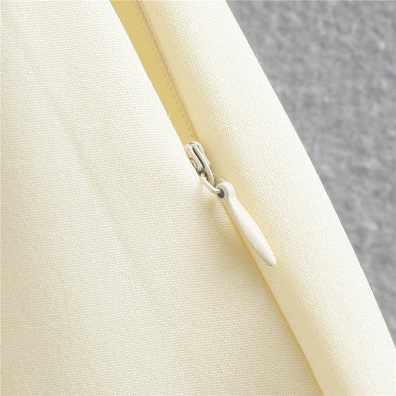 Women's Button-embellished Linen Blouse