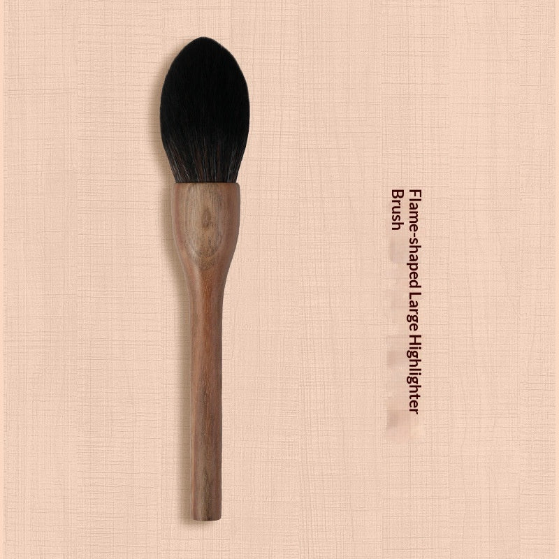 Vintage Soft Black Walnut Makeup Brush