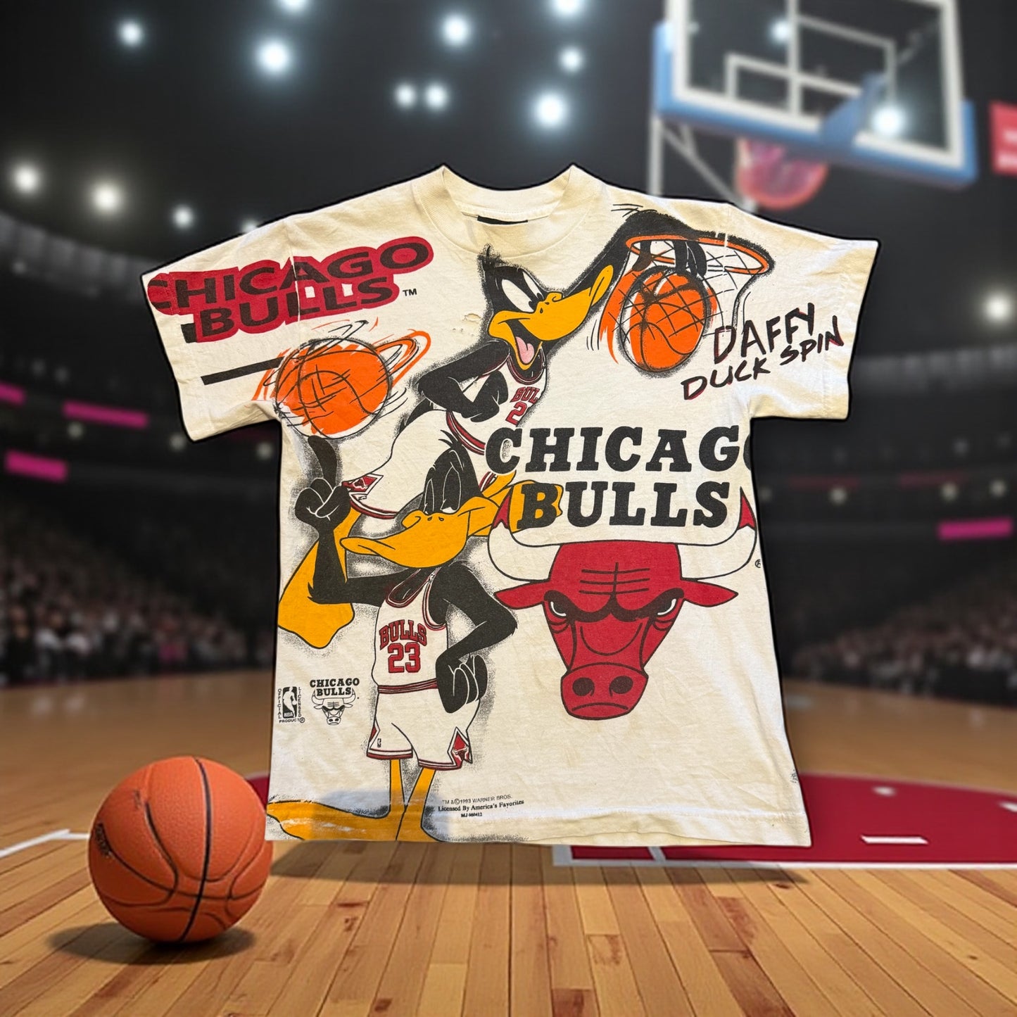 Vintage 1993 Chicago Bulls Daffy Duck Warner Bros NBA Changes Tee Jordan Rare