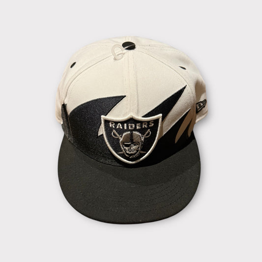 New Era Las Vegas Raiders Sharktooth Snapback Hat – NFL Football Cap (One Size)