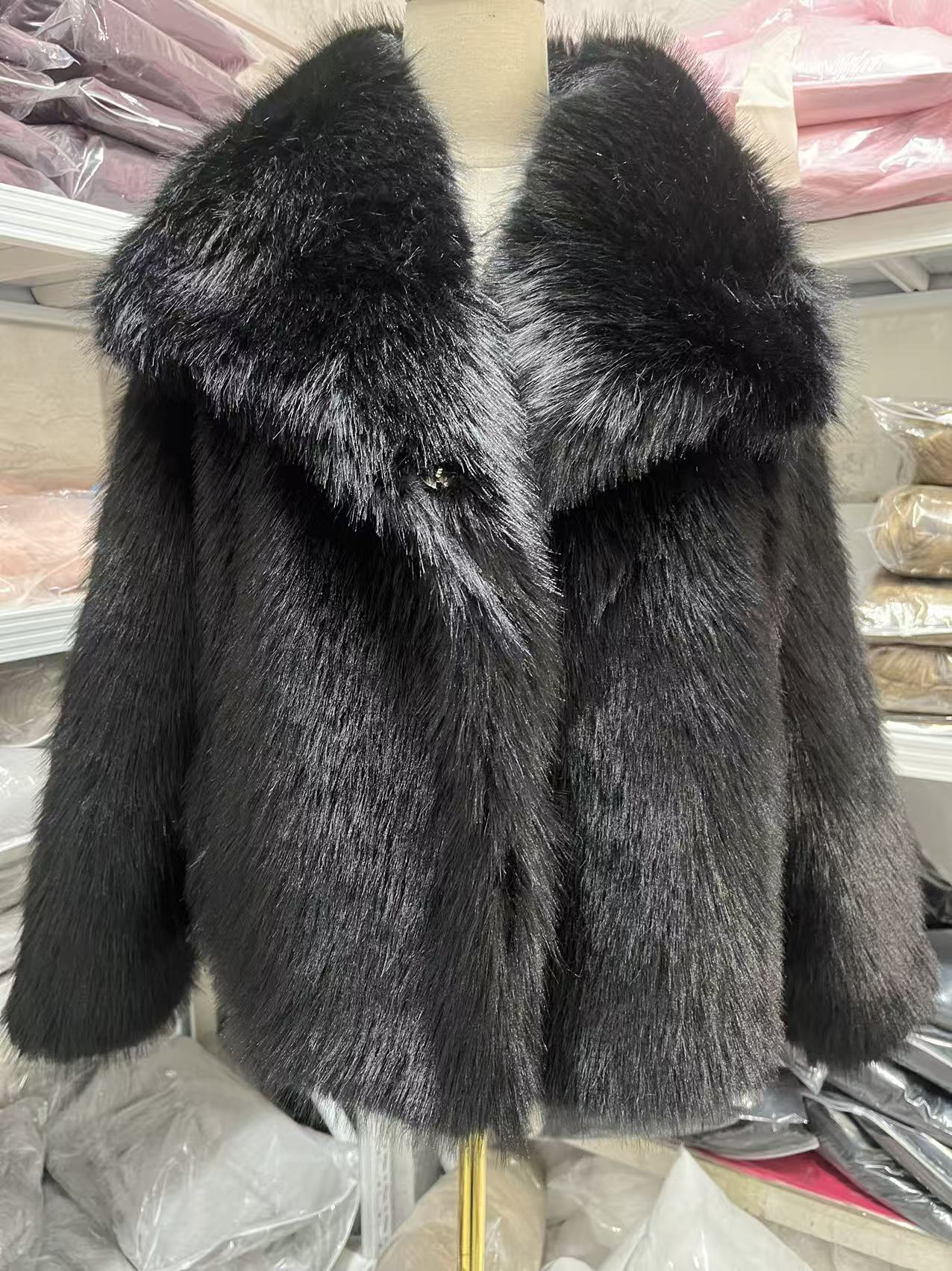 Women's Pure Color Versatile Faux Fur Collar Long Sleeve Coat